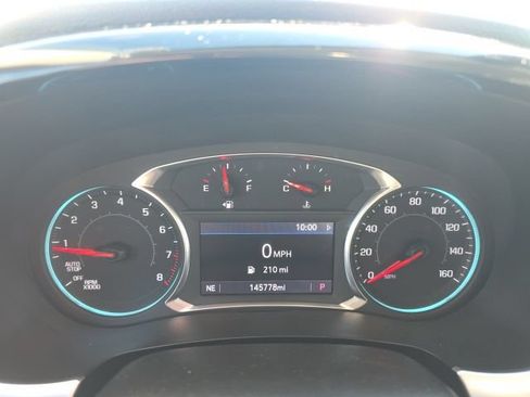 Used 2020 Chevrolet Traverse LT w/ Driver Confidence II Package AWD/4WD image 21
