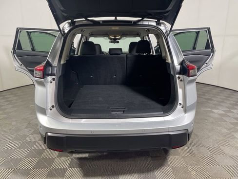 Used 2024 Nissan Rogue S FWD image 20