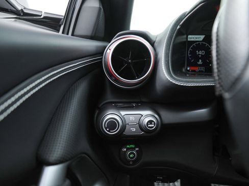 Certified 2019 Ferrari 812 Superfast image 37