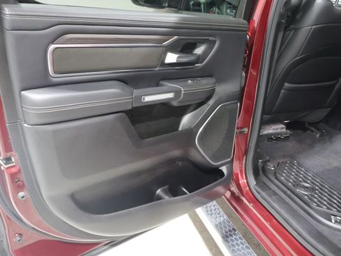 Used 2025 RAM 1500 Laramie w/ Sport Appearance Package AWD/4WD image 19