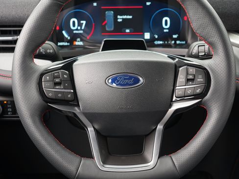 Used 2025 Ford Explorer ST-Line w/ Premium Package AWD/4WD image 26