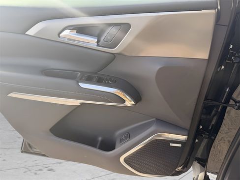 New 2026 Chevrolet Traverse LT w/ Enhanced Driving Package image 21