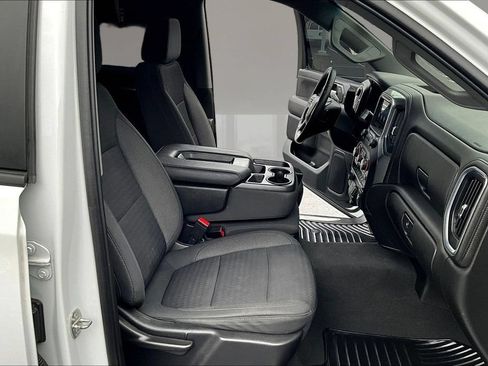Used 2021 Chevrolet Silverado 1500 LT AWD/4WD image 27