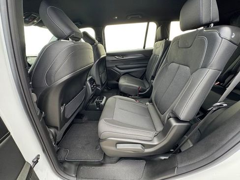 New 2025 Jeep Grand Cherokee L Laredo w/ Luxury Tech Group I image 13