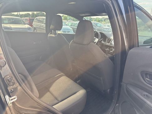 Used 2021 Honda HR-V Sport image 26