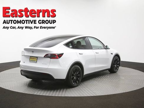 Used 2021 Tesla Model Y Long Range AWD/4WD image 35