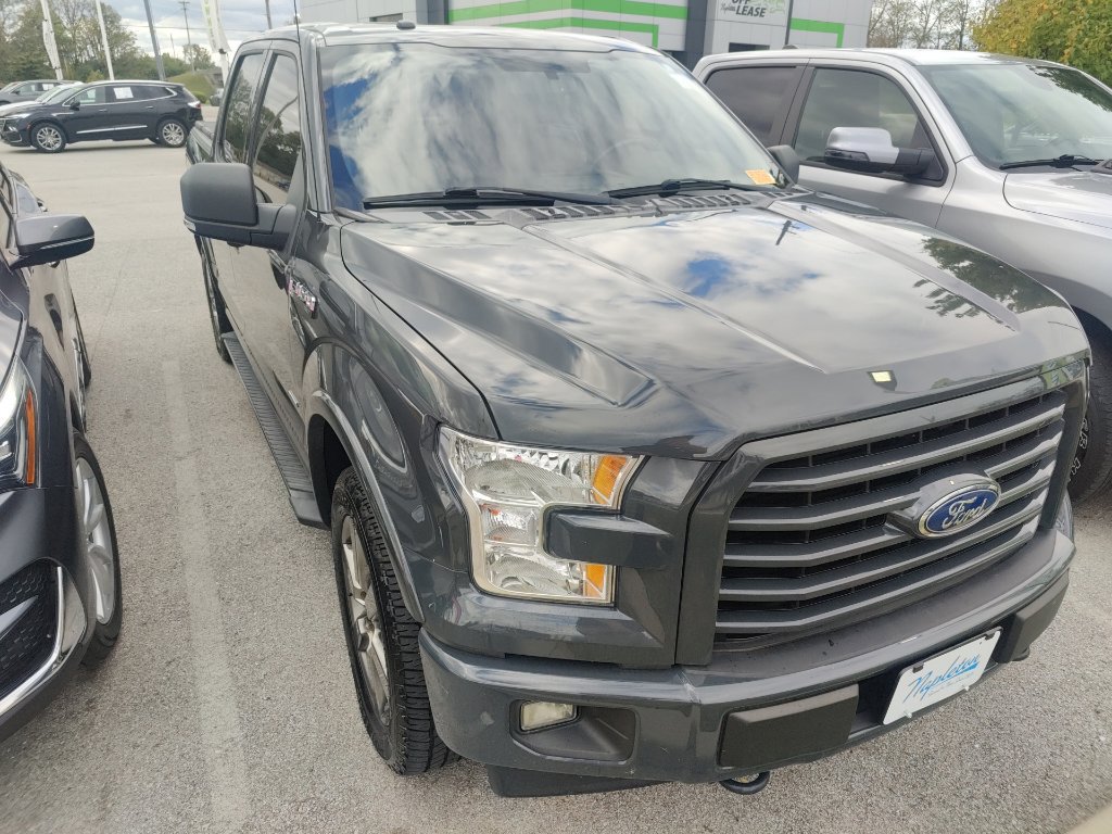 Used 2016 Ford F150 XLT w/ Equipment Group 302A Luxury AWD/4WD image 22