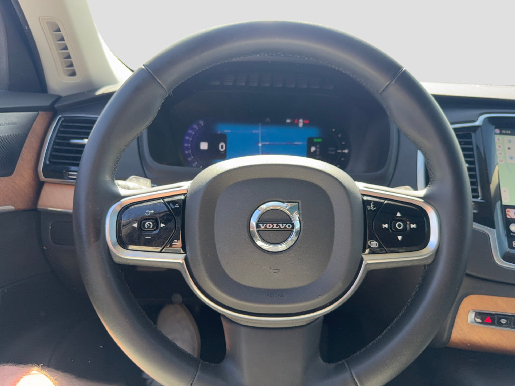 Used 2024 Volvo XC90 T8 Plus w/ Protection Package Premier AWD/4WD image 15