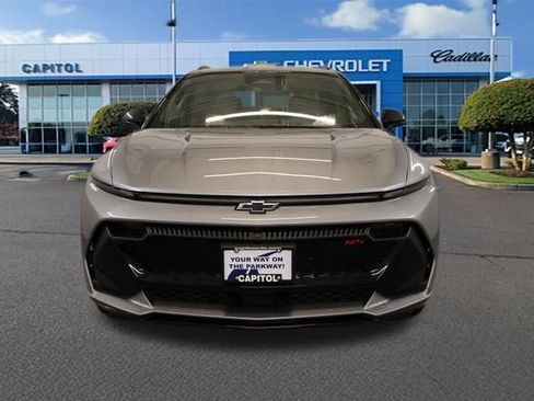 New 2026 Chevrolet Equinox EV RS image 6