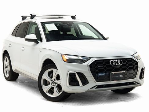 Certified 2025 Audi Q5 2.0T Premium Plus w/ Premium Plus Package image 1