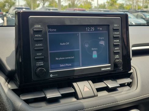 Used 2022 Toyota RAV4 XLE w/ Convenience Package AWD/4WD image 27