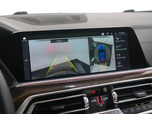 Used 2022 BMW X5 xDrive40i w/ Premium Package image 28