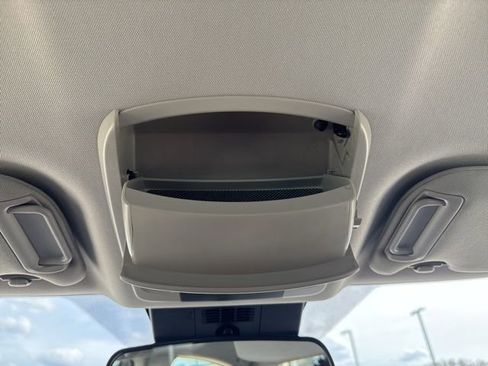 Used 2025 Toyota Camry LE image 18