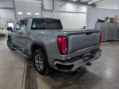 Used 2023 GMC Sierra 1500 SLT w/ SLT Premium Package AWD/4WD image 4