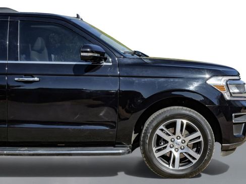 Used 2022 Ford Expedition Max Limited image 7