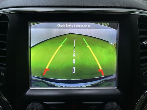 Used 2018 Jeep Grand Cherokee Overland image 22