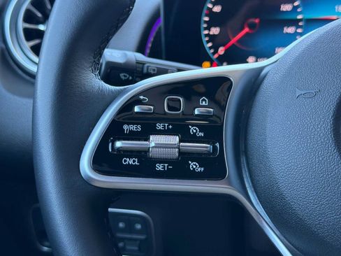 Certified 2022 Mercedes-Benz GLB 250 4MATIC image 28