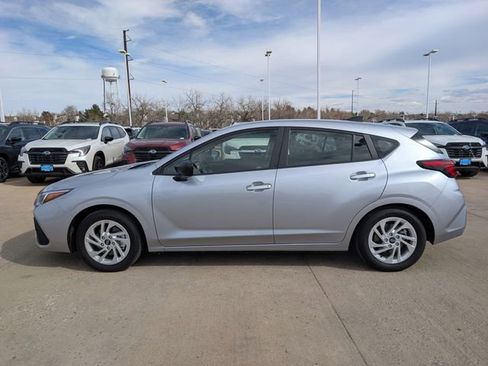 Used 2025 Subaru Impreza 2.0i image 8