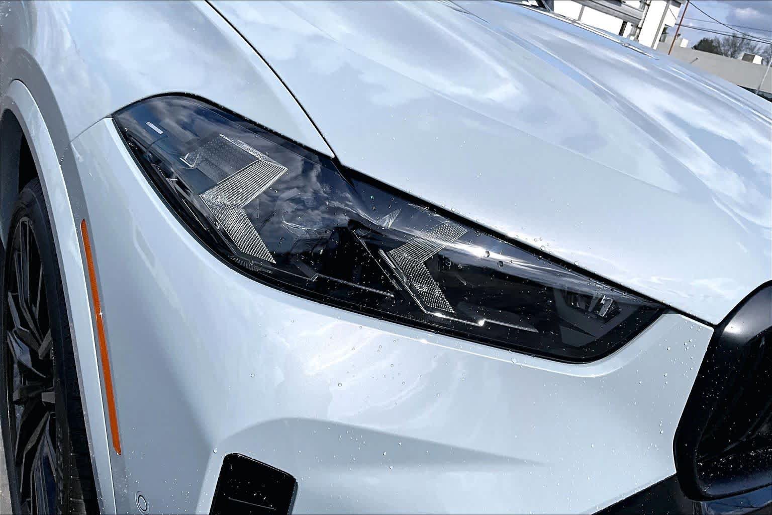Used 2026 BMW X5 M60i AWD/4WD image 14