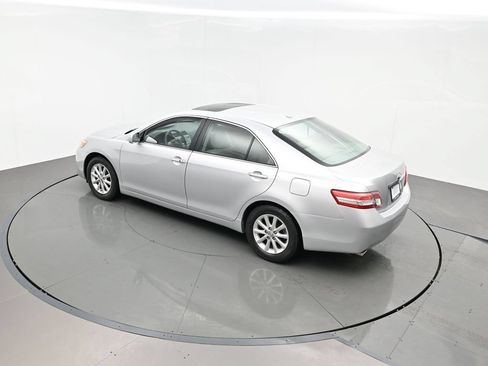 Used 2010 Toyota Camry XLE FWD image 35