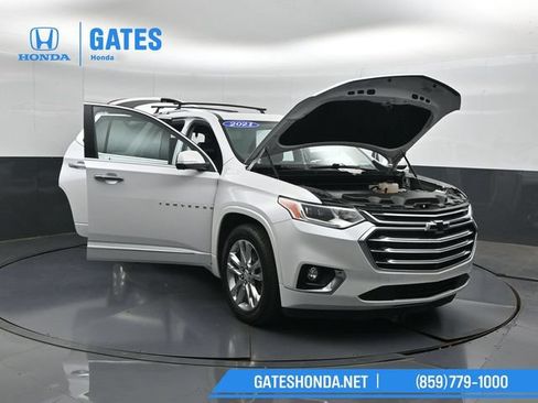 Used 2021 Chevrolet Traverse High Country w/ LPO, Floor Liner Package AWD/4WD image 66