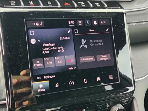 New 2025 Jeep Grand Cherokee L Altitude image 21