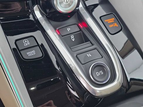 Certified 2025 Acura TLX w/ Technology Package image 30