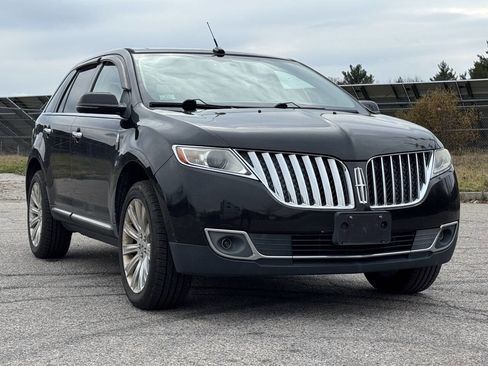 Used 2013 Lincoln MKX AWD image 7