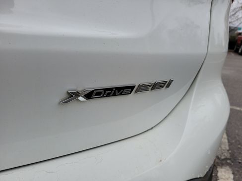 Used 2018 BMW X1 xDrive28i image 12