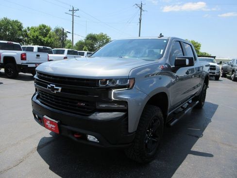 Used 2021 Chevrolet Silverado 1500 LT Trail Boss w/ LT Trail Boss Premium Package AWD/4WD image 14
