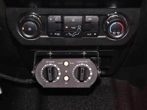 Used 2021 Ford F250 XL w/ STX Appearance Package AWD/4WD image 28