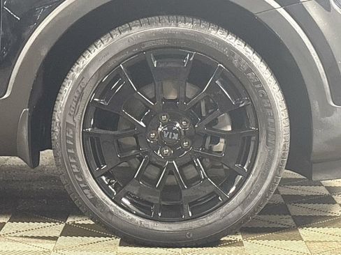 Certified 2021 Kia Telluride SX w/ SX Prestige Package AWD/4WD image 24