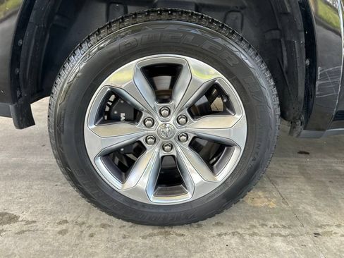 Used 2019 RAM 1500 Limited AWD/4WD image 25