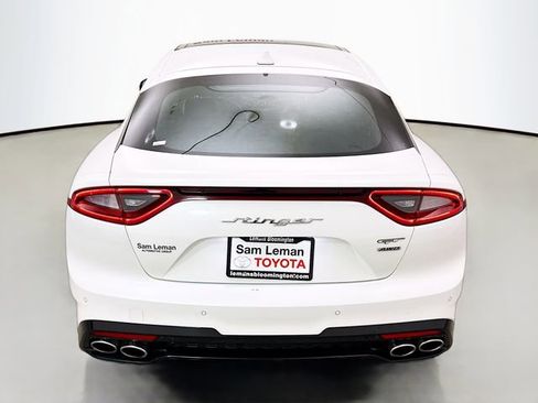 Used 2020 Kia Stinger GT2 image 6