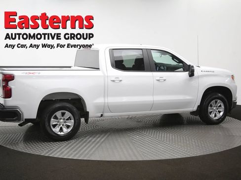 Used 2025 Chevrolet Silverado 1500 LT AWD/4WD image 44