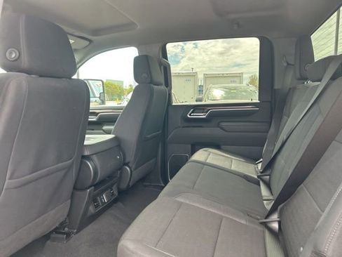 Used 2025 Chevrolet Silverado 2500 LT AWD/4WD image 28