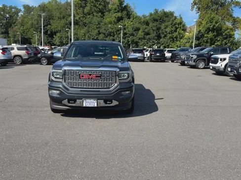 Used 2018 GMC Sierra 1500 Denali w/ Denali Ultimate Package AWD/4WD image 3