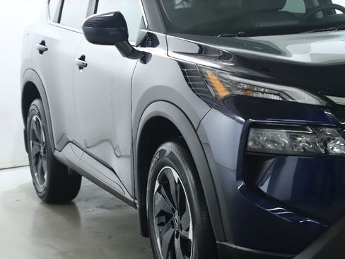 Certified 2026 Nissan Rogue SV image 9