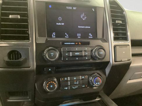 Used 2018 Ford F150 XLT w/ Equipment Group 301A Mid RWD image 15