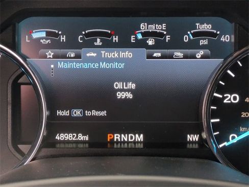 Used 2022 Ford F250 Lariat w/ Tremor Off-Road Package image 31