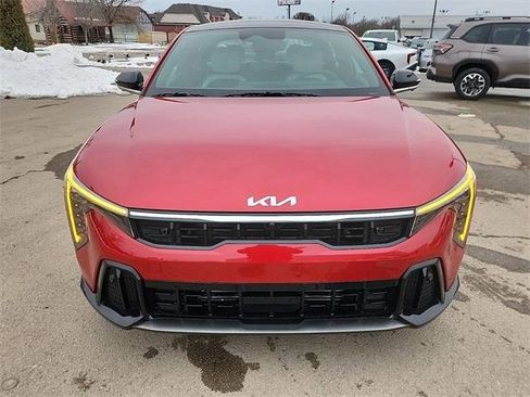 New 2025 Kia K4 GT-Line Turbo image 9