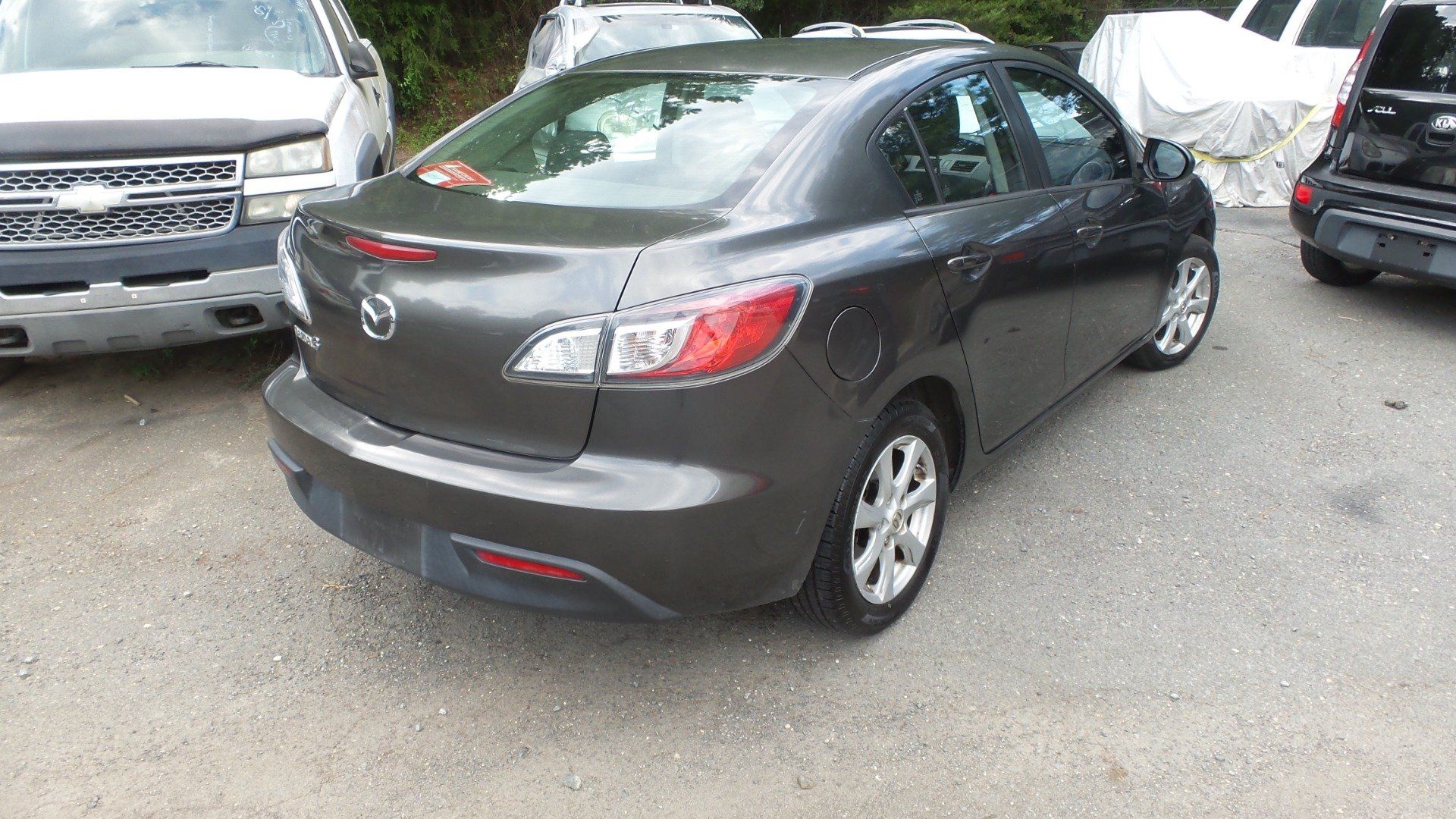 Used 2010 MAZDA MAZDA3 i Touring FWD image 2