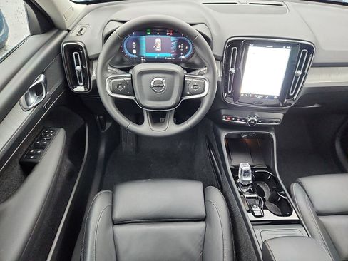 Certified 2025 Volvo XC40 B5 Plus image 13