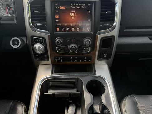 Used 2015 RAM 1500 Laramie w/ Convenience Group AWD/4WD image 18