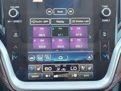 Used 2022 Subaru Outback Touring w/ Tech Package 2 image 19