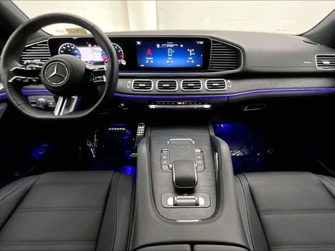 Used 2026 Mercedes-Benz GLS 580 4MATIC image 14