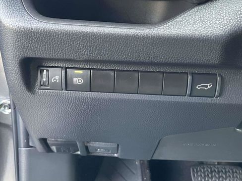 Used 2023 Toyota RAV4 XLE w/ Convenience Package FWD image 22