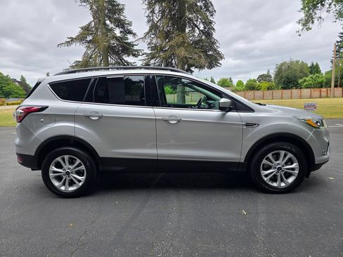 Used 2018 Ford Escape SEL AWD/4WD image 7