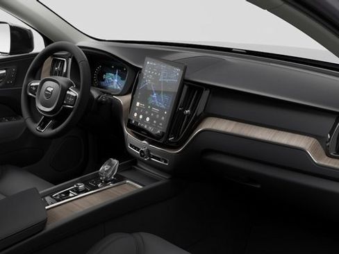 New 2026 Volvo XC60 B5 Plus w/ Protection Package Premier image 7