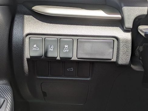 Used 2025 Mitsubishi Eclipse Cross AWD image 27